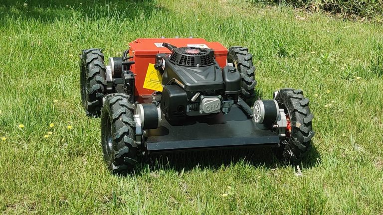 Loncin gasoline engine travel speed 0~6Km/h wireless radio control mower